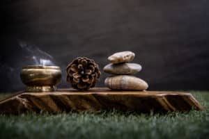 Zirbenholz Weihrauch - ein aromatisches Räucherwerk